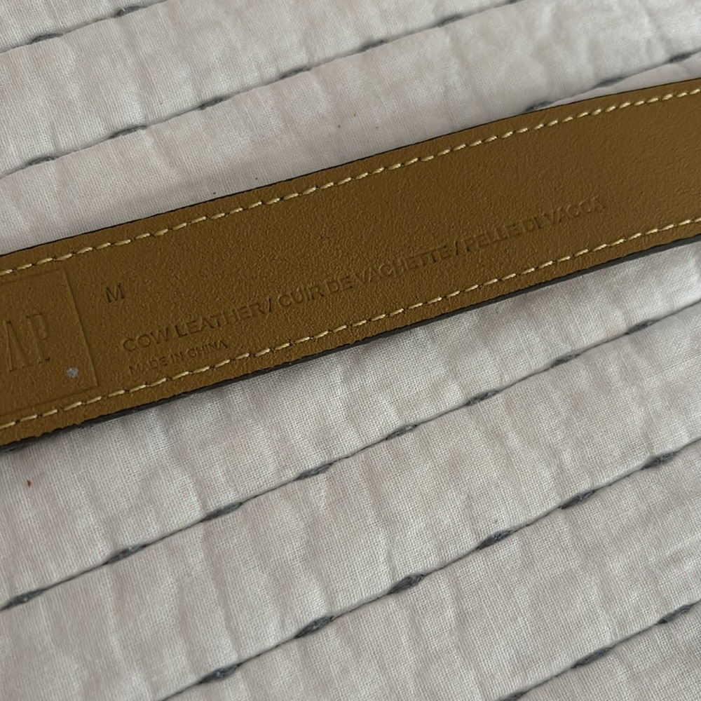 GAP Women’s Mustard Suede Belt preowned size M - Picture 4 of 5